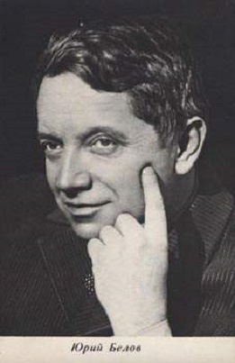 ����� ����